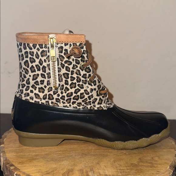 Sperry *NWOB* Women's Saltwater Animal Print All-Weather Boots - Picture 8 of 13